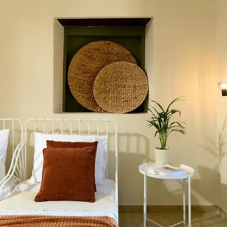 Monastery Apartment, A Unique House Διαμέρισμα