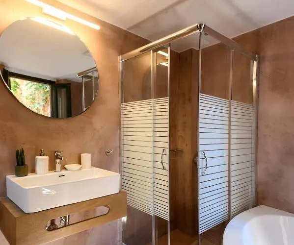 Monastery Apartment, A Unique House חאניה