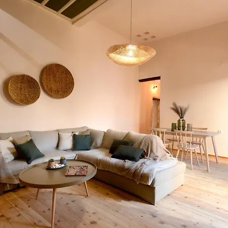 Апартаменты Monastery Apartment, A Unique House *